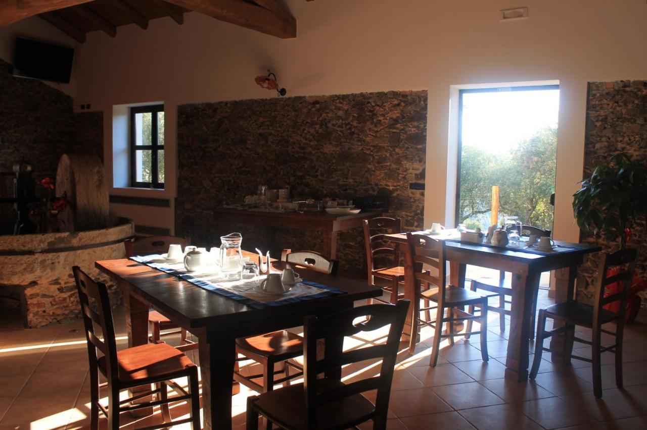 Antico Casale Bed and Breakfast Gioiosa Marea Eksteriør billede